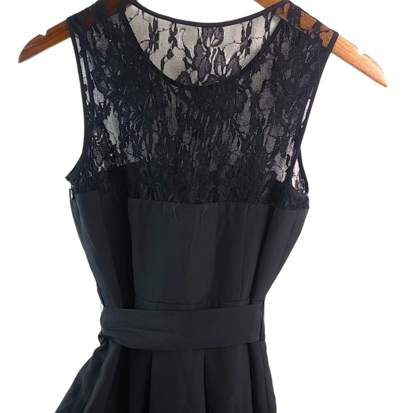 Guess 2 Black Sophisticated Belted Dress Funeral - Picture 1 of 7